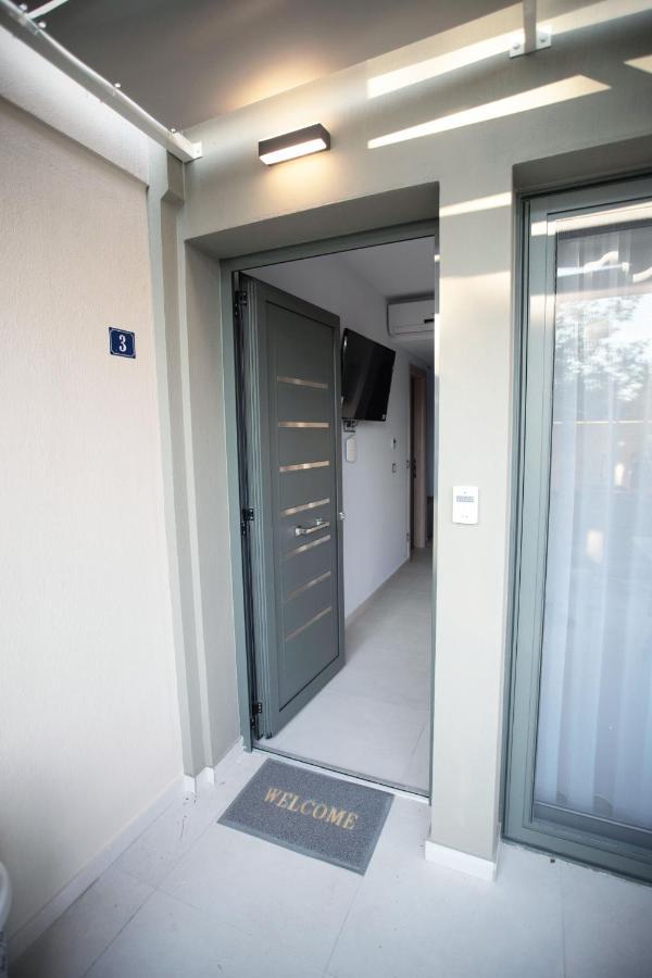 8 Boutique Suites Nea Poteidaia Phòng bức ảnh