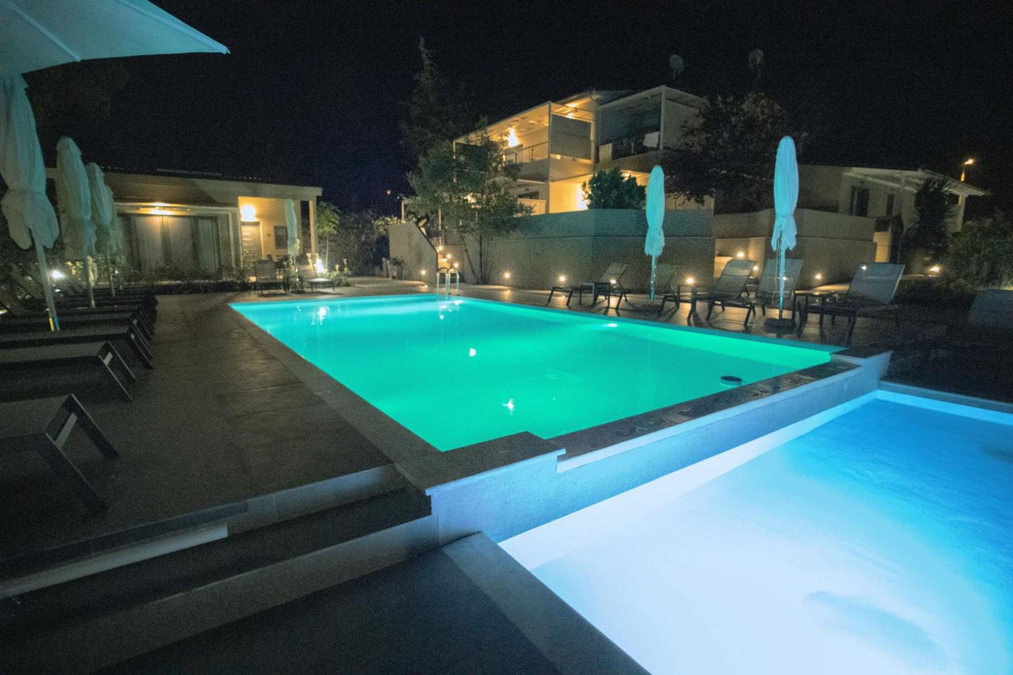 8 Boutique Suites Nea Poteidaia Phòng bức ảnh